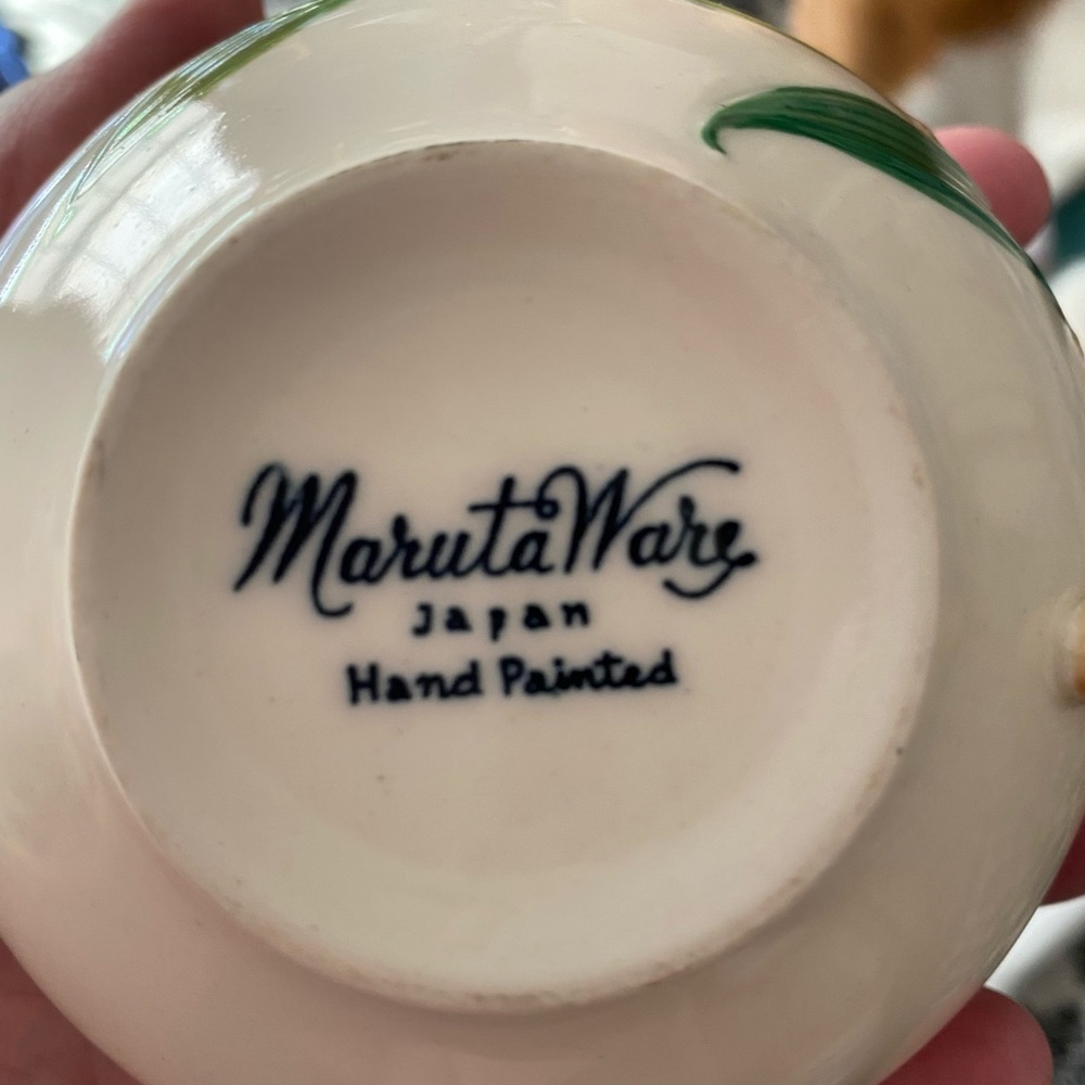 Vintage Maruta Ware - Hand Painted Tropicana Style